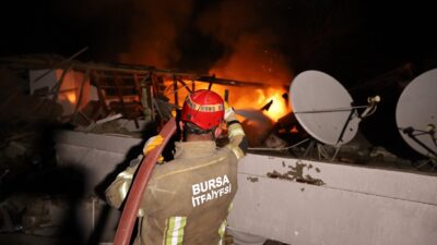 Bursa İtfaiyesi’nden 21 bin olaya müdahale