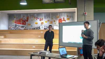 İSTANBULSMD “I2P – IDEA TO PRODUCT” STÜDYOSUNDA ÜRETİLEN “ÖZ ELEŞTİRİ-SELF CRITICISM” ENSTELASYONU ZİYARETE AÇILDI.