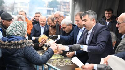 BURSA 8. HAMSİ VE KÜLTÜR FESTİVALİ BÜYÜK BİR COŞKUYLA GERÇEKLEŞTİ