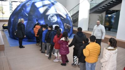 “Karacabey Belediyesi’nden çocuklar için sıra dışı bir uzay macerası”