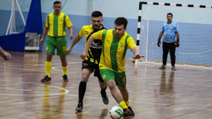 “Karacabey’de Futsal Turnuvası tüm heyecanıyla sürüyor”