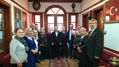 Mütercim Yayın Grubu’ndan Büyük Buluşma: “Yeni Yüzyılda Yazarlar Buluşuyor, Kalemler Konuşuyor”