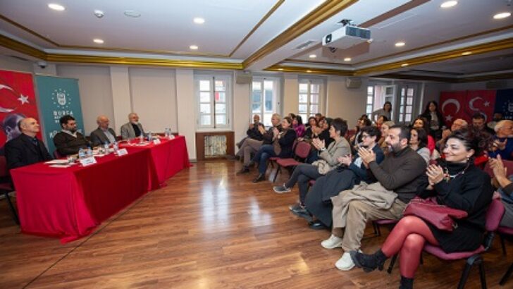 Usta yazarlar Nâzım’ı yazma serüvenlerini anlattı