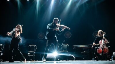 Evgeny Grinko’dan Bostancı Gösteri Merkezi’nde büyüleyici performans… Son durak İzmir, sırada Winter Moonlight Avrupa turnesi var…