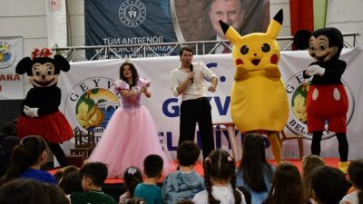 GEYVE’DE YARIYIL ŞENLİĞİ’NDE ÇOCUKLAR DOYASIYA EĞLENDİ