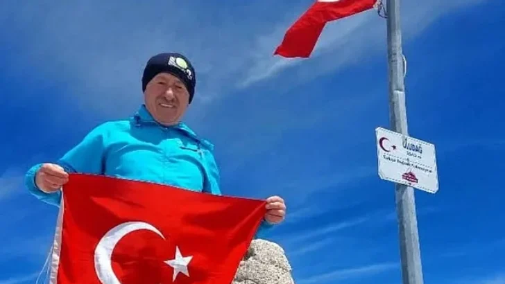 Uludağ’a Türk Bayrağı Astığı İçin Ceza Kesilen Dağcının Dönüşü Muhteşem Oldu!