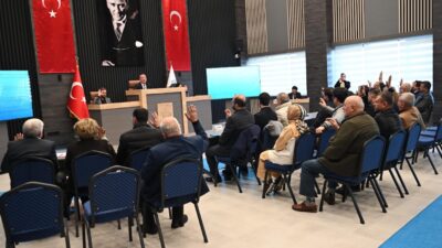 “Karacabey Belediye Meclisi yeni salonunda ilk toplantısını gerçekleştirdi”