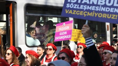 Bursalı kadınlardan 8 Mart yürüyüşü