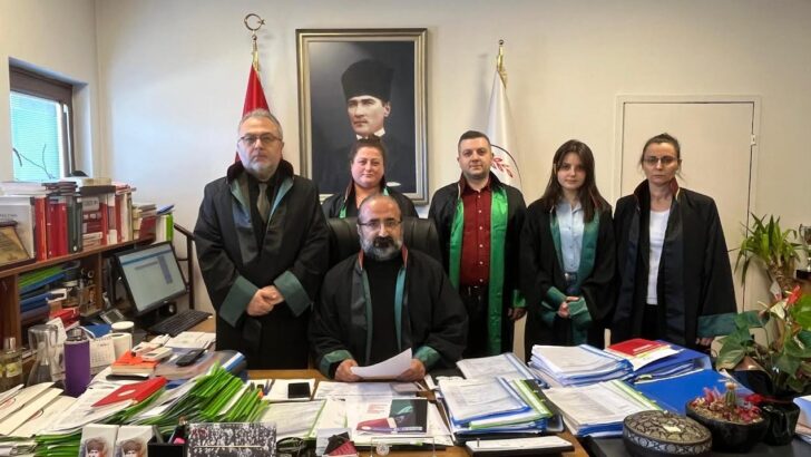 “Cezaevlerinde tutuklu ve hükümlüler, yoğunluktan dolayı vardiya usulü uyuyor”