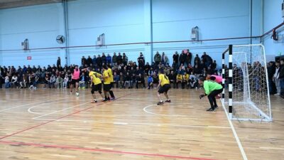 “Karacabey Belediyesi’nin Futsal Turnuvası’nda heyecan sona erdi”