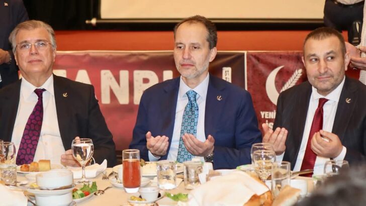 YENİDEN REFAH PARTİSİ İSTANBUL İL BAŞKANLIĞININ GELENEKSEL İFTAR PROGRAMINA YOĞUN İLGİ  PYD-YPG VE ŞAM YÖNETİMİ ARASINDAKİ ANLAŞMA