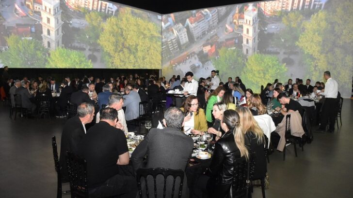 GESİAD’DAN ANLAMLI İFTAR  GESİAD YENİ ÜYELERLE BÜYÜYOR