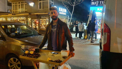 Ankara Kızılay’da Midyeleriyle Fırtına Estiriyor!
