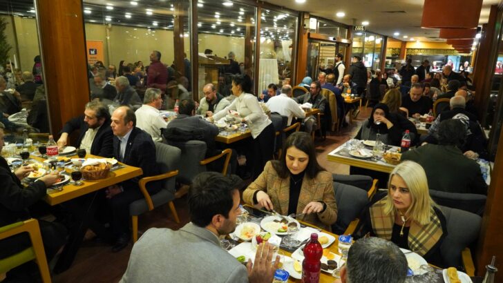 Bursa Meslekte Dayanışma ve Birlik Grubu’nun aday belirlemeye yönelik önseçim heyecanı sürüyor.
