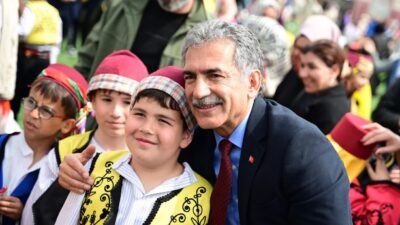 Gemlik’te Çocuklar 23 Nisan’ı Neşeyle Kutladı