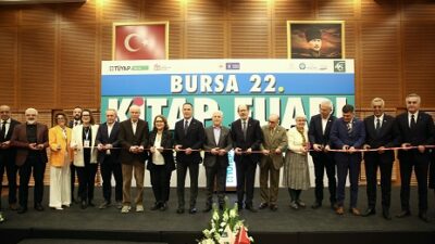 Bursa Kitap Fuarı kapılarını açtı