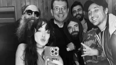 Şarkıcı Aybüke Albere Ekrem İmamoğlu ile Çekilen Kulis Fotoğrafına Yapılan Çirkin Yorumlardan Şikayetçi Oluyor