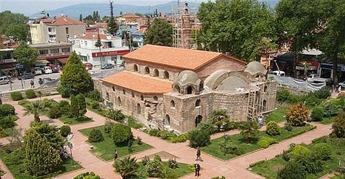 İznik’te Adalet Alarmı: Hizmet Dağılımında Siyasi Ayrımcılık İddiaları Gündemde!