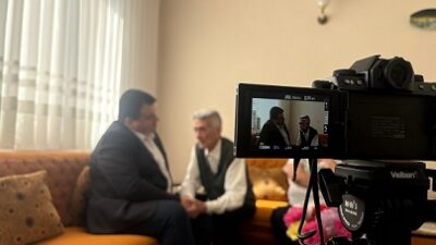 CHP’li Hasan Öztürk’ten Anlamlı Ziyaret: 101 Yaşındaki Hüseyin Ertürk’le Siyaset, Göç ve Demokrasi Üzerine Duygusal Sohbet