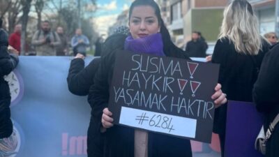 Gazeteci Özge Demir’den Özgür Özel’e Yapılan Saldırıya Sert Tepki: “Bu, Açıkça Faşizmdir!”