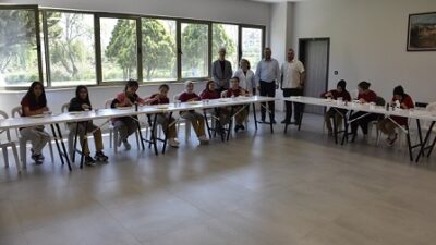“Karacabey Belediyesi’nden öğrencilere sanat desteği”