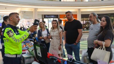 Bursa İl Jandarma Komutanlığı’ndan Trafik Haftası’nda Anlamlı Etkinlik