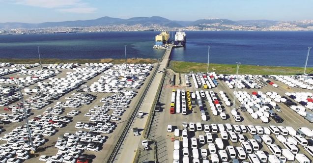 SEKTÖR EN YÜKSEK NİSAN AYI İHRACATINA İMZA ATTI    OTOMOTİVİN NİSAN İHRACATI YÜZDE 15 ARTIŞLA 3,1 MİLYAR DOLAR