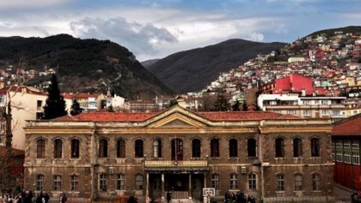 Bursa Erkek Lisesi’nde İngilizce Eğitiminde Yeni Ufuklar: 1. BELT Konferansı Başarıyla Gerçekleşti