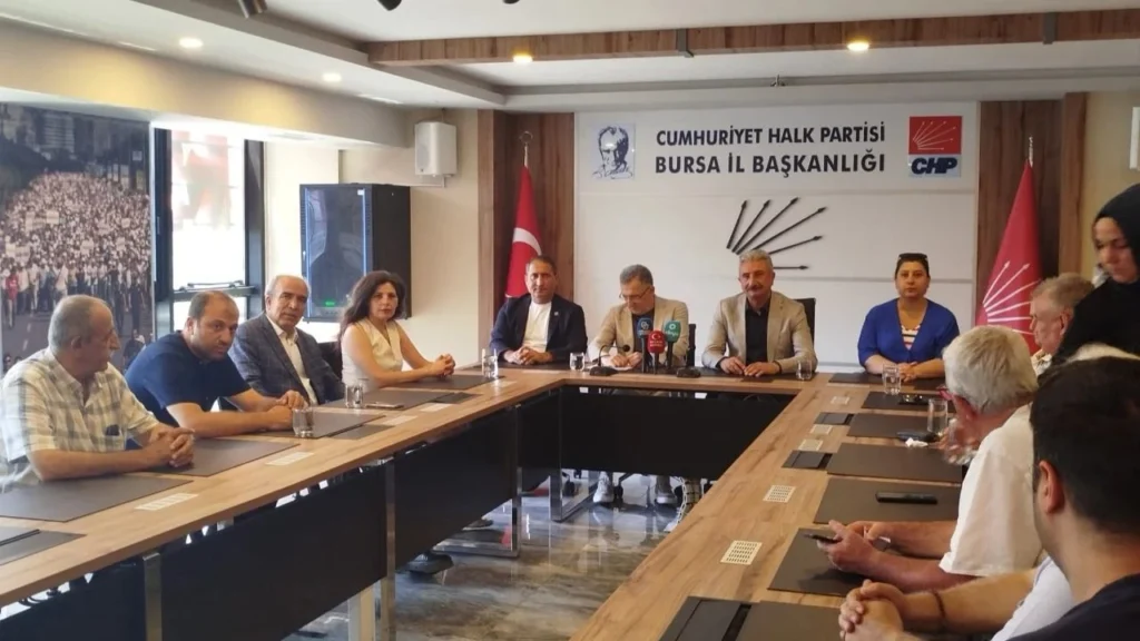 “Bu Karanlığa Teslim Olmayacağız!”