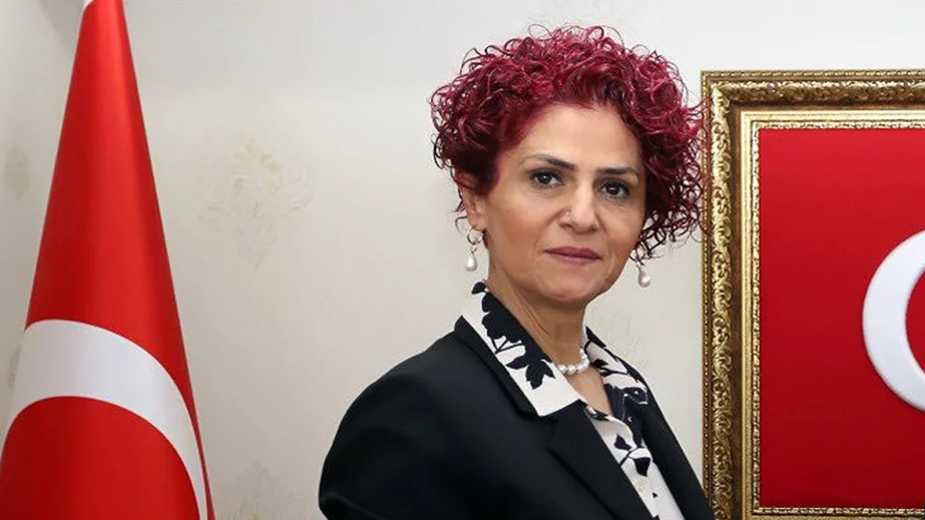 Gönül Boran Özüpak’tan Sert Çıkış: “Saraylarda Yaşayanlar Bu Halkı Anlayamaz!”
