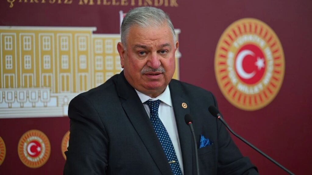 Doğan Bekin: “Ceylanpınar-Kızıltepe Yolu Beş Yıldır Tamamlanamadı”