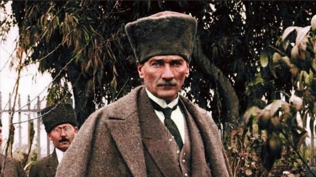 “Ata Yolu Hareketi” Yeni Parti Kuruyor