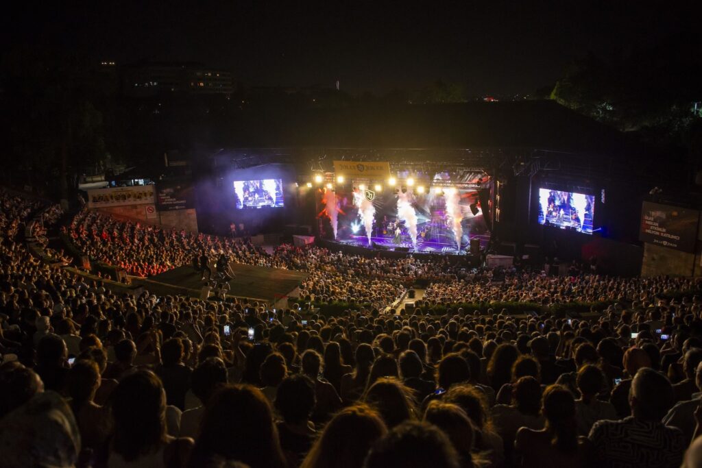 Jolly Joker Harbiye’de Sezon Finali: Yıldız Tilbe, Hakan Altun ve Yaşar