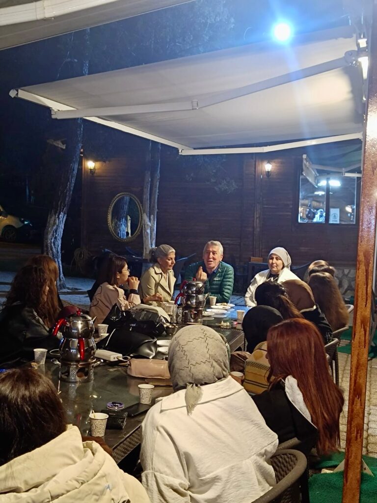 Harmancık’ta Sosyal Belediyecilik Örnek Oluyor: Teras Kantin Kafeterya Hizmete Girdi