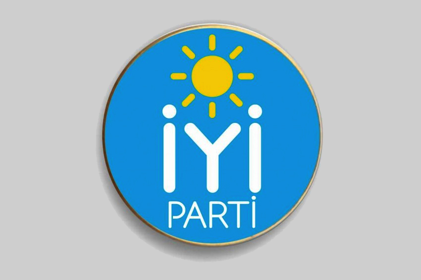 İYİ Parti Kestel İlçe Başkanlığı 4. Olağan Kongresinde Hamza Gözüküçük Güven Tazeledi