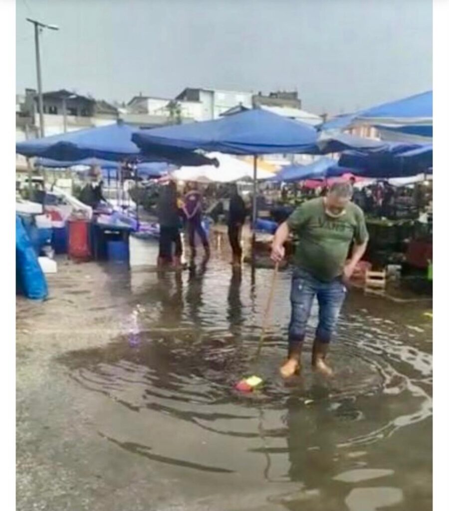 Aksu: “Pazarcı Esnafımızın Sesi Olalım!”