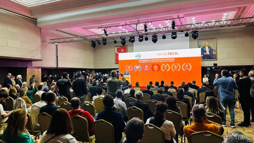 2025 Growtech Antalya Tarım Fuarı’nda Büyük Başarı:   Bitki Besleme Ödülü Bimstalya Madencilik’in Oldu!