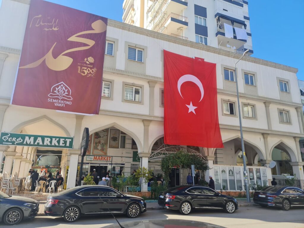 Antalya’da Maneviyat Dolu Buluşma: Şeyh Seyyid Muhammed Mübarek Elhüseyni Sevenleriyle Buluştu