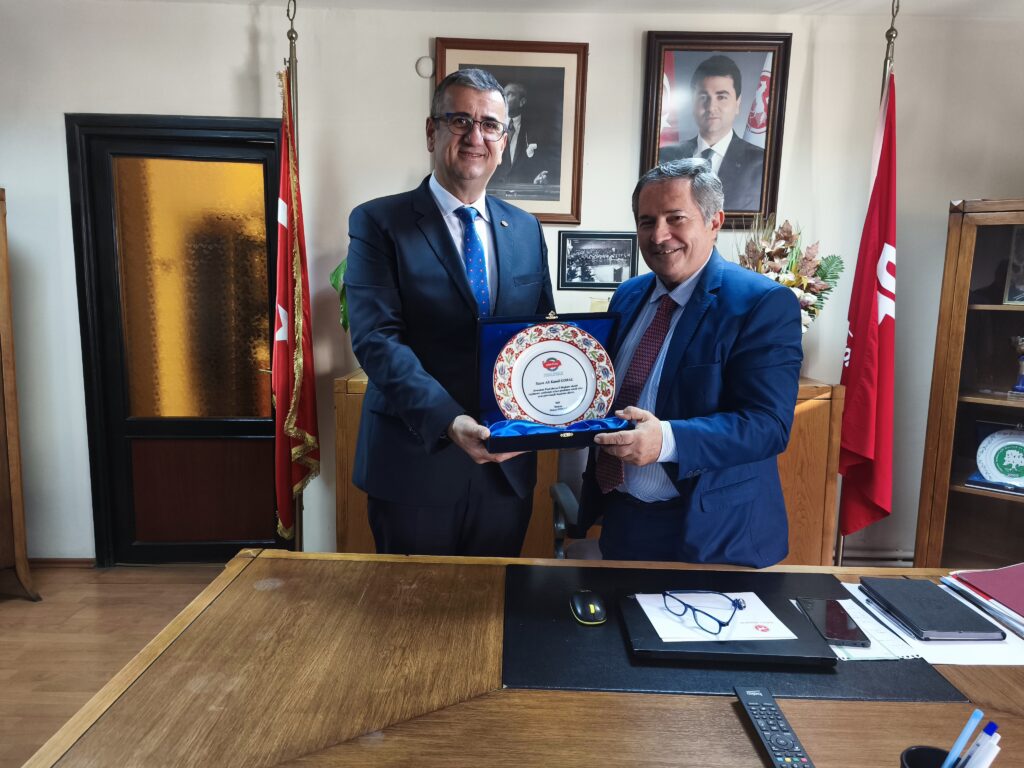 “Bursa Büyüyor Ama Refah Büyümüyor!”