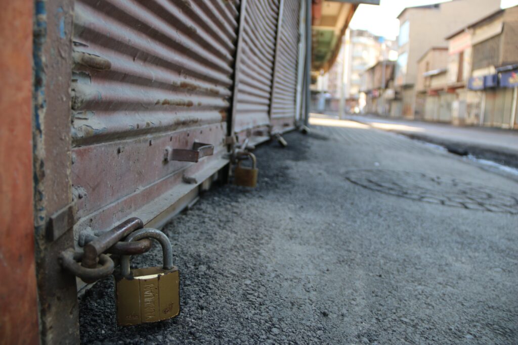 Esnafın Sırtına Yük, Sandığa Umut Yüklendi