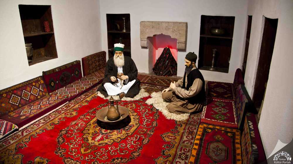 “Ölmez Sur Değiştiririz”: Hünkâr Hacı Bektaş Veli’nin Vasiyeti ve Sarı İsmail’in Gözyaşları