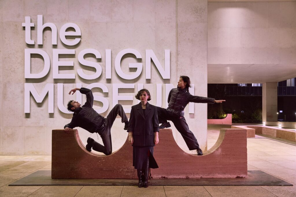 Melek Zeynep Bulut’un “Açık Anıtlar” Serisi the Design Museum’da Ziyarete Açıldı!