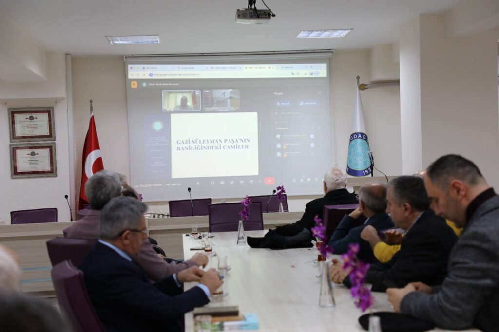 Molla Fenârî İslam Araştırmaları Teşvik Ödülleri Sahiplerini Buldu