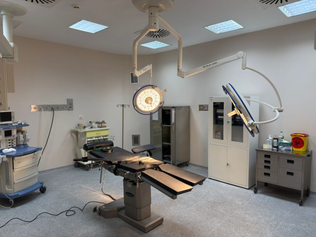 GERCÜŞ DEVLET HASTANESİNDE YENİ DÖNEM: AMELİYATHANE HİZMETE AÇILDI