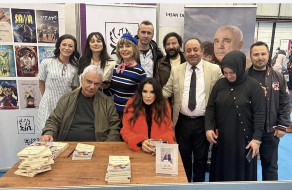 Ünlü İsimlerden İhsan Taş’a Destek: Kitaplar Tükendi, İmza Günü Erken Bitti