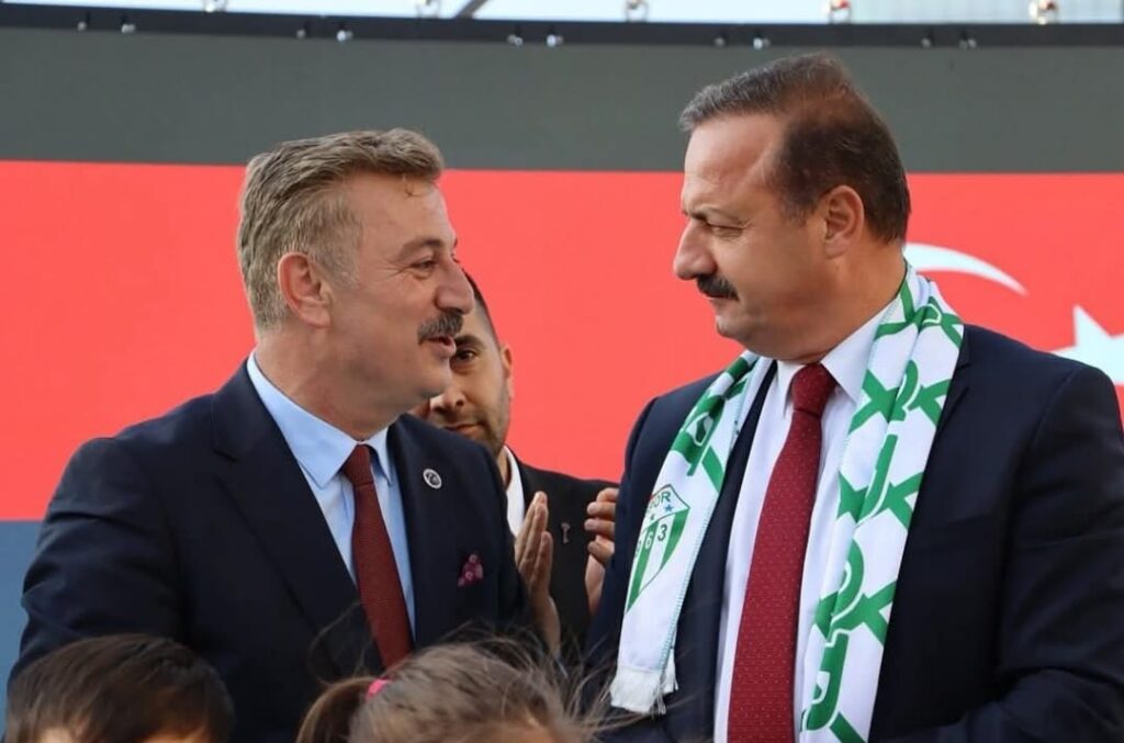 A Parti Bursa: Bursaspor’un siyasi malzeme yapılmasına izin vermeyiz