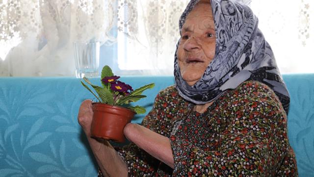 Ayşe Nine’nin Hikâyesi: Tırpanla Koparılan Kollar, Hayata Sarılan Bir Kalp!