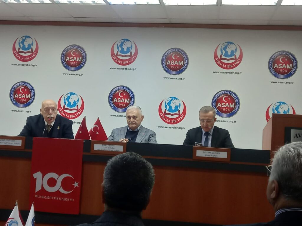 Avrasya Birlik Vakfı’nın Küçükçekmece’de Düzenlediği Konferans Büyük İlgi Gördü