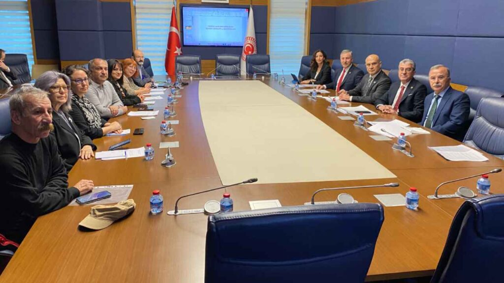 SELÇUK ÖZDAĞ, TBMM’DE EKOLOJİ ÖRGÜTLERİ İLE BULUŞTU