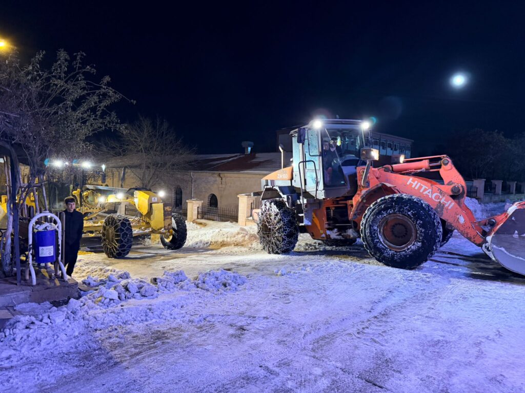 GERCÜŞ’TE KARLA MÜCADELEDE ÖRNEK DAYANIŞMA: DEVLET, BELEDİYE, SİYASET VE ESNAF TEK YÜREK